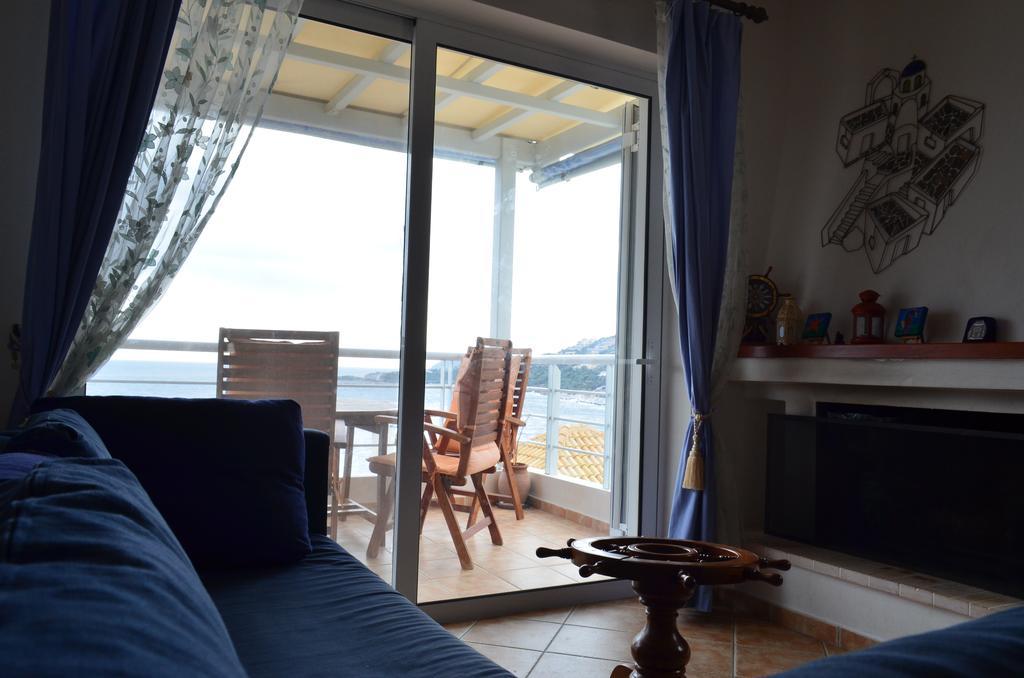 Giorgis Home Seafront شينياس المظهر الخارجي الصورة
